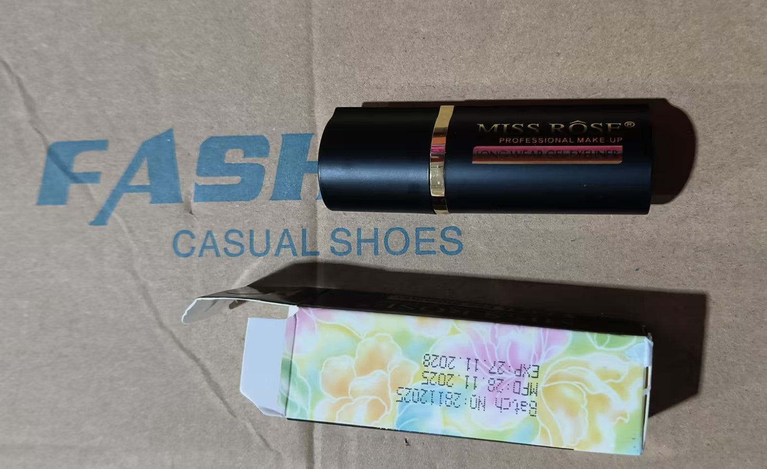 Levi Rhei Waterproof Precision Liquid Eyeliner Pen